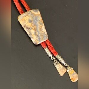 Vintage Natural Mexican Crazy Lace Agate Bolo Tie Silver Tone / Red Western Cord